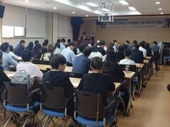 (재)장흥군인재육성장학회(이사장 정종순)는 지난 11일 ‘장흥군 중학생 해외 한국역사문화 탐방 사전설명회’를 개최했다.  